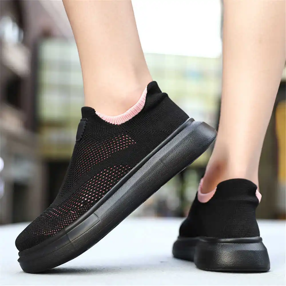 Tech Accessories Cheap - Calze con plateau scarpe marroni per