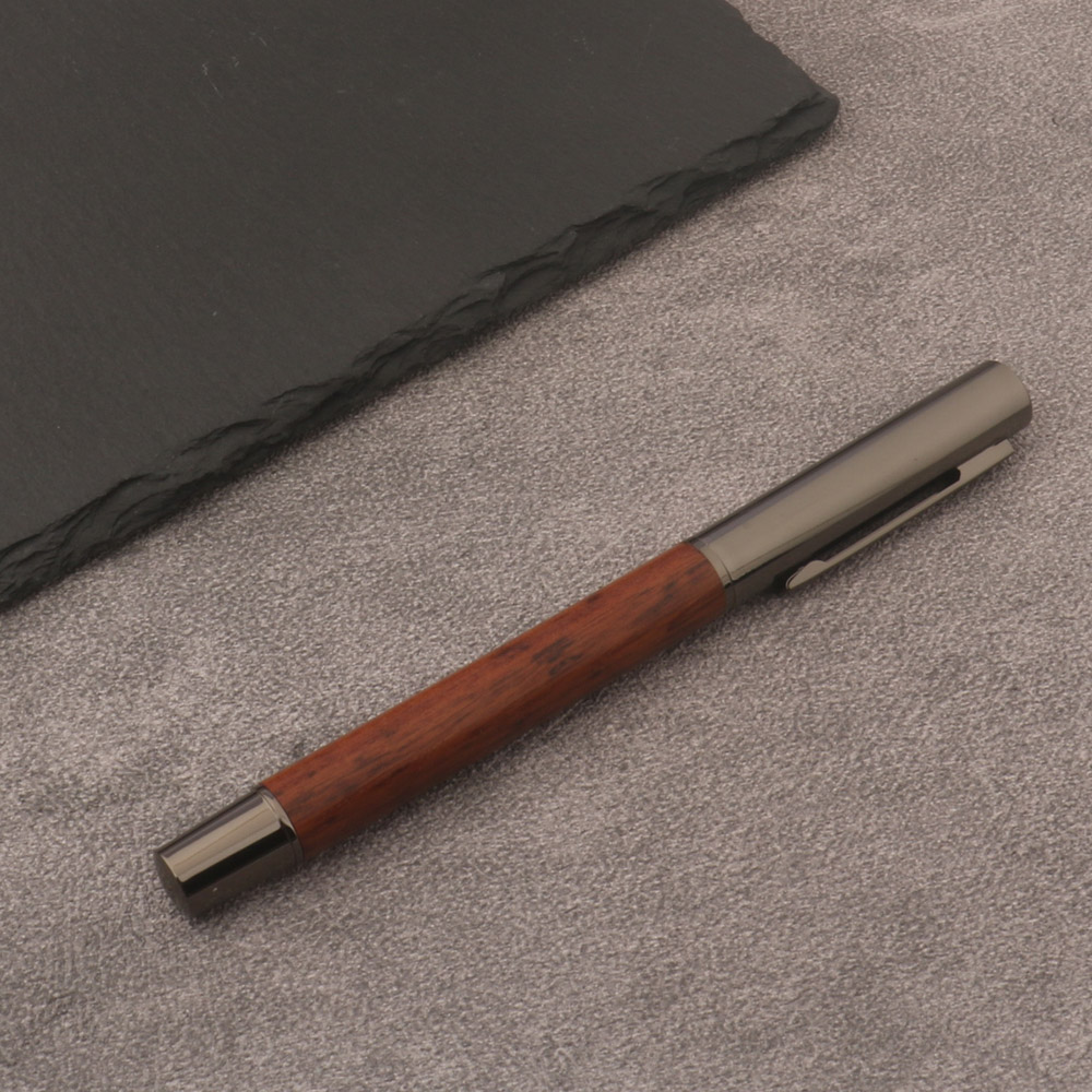 Penna roller in legno di alta  - High Tech Office Accessories recensione e prezzo
