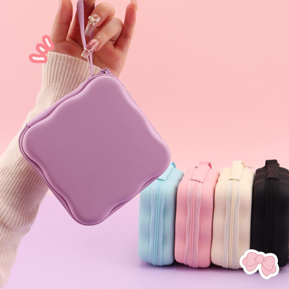 Custodia per caricabatterie da - Tech Accessories Types recensione e prezzo