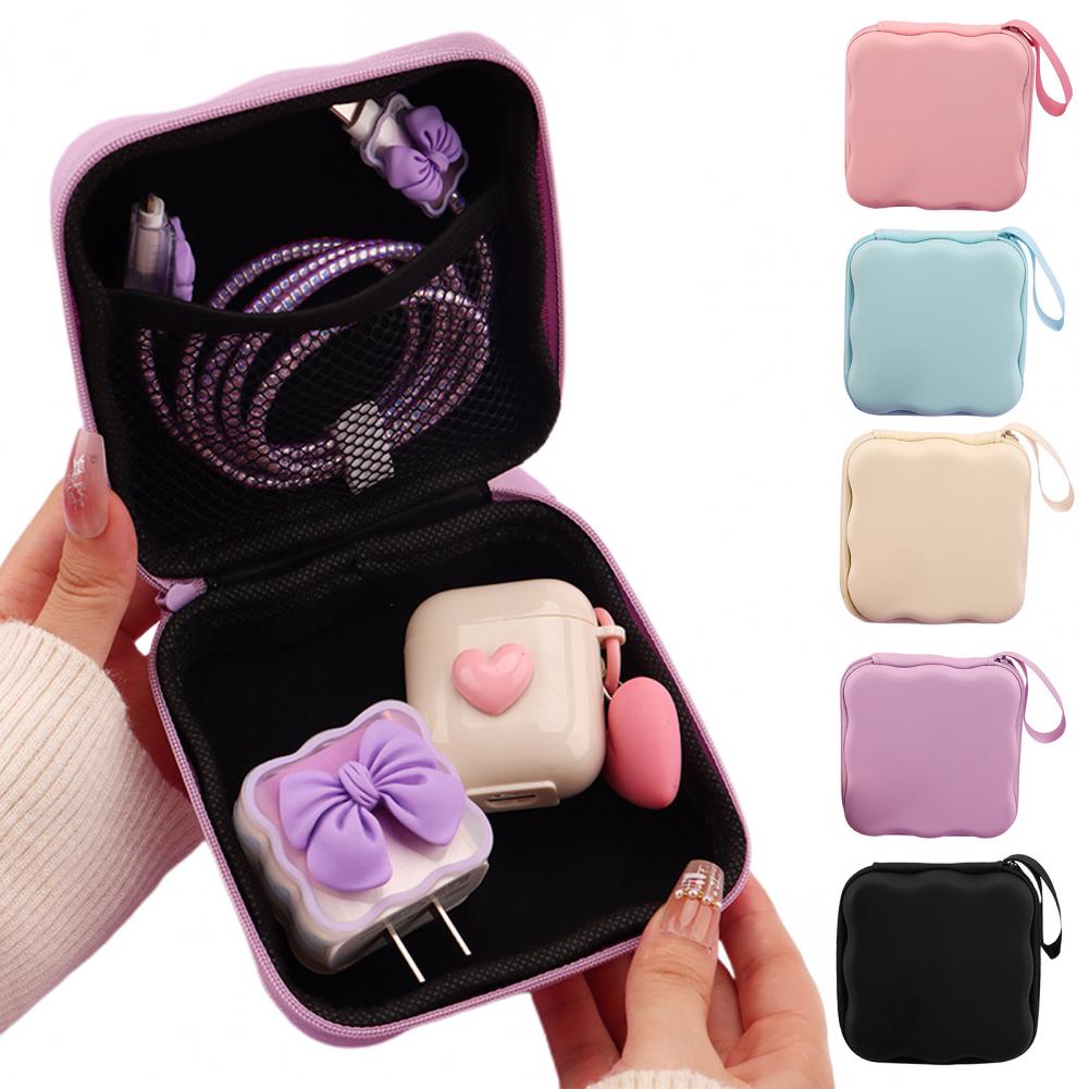 Custodia per caricabatterie da - Tech Accessories Types recensione e prezzo